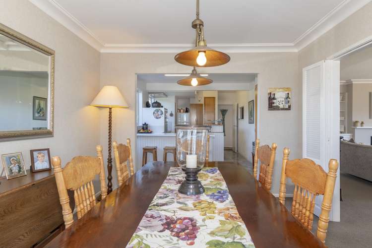 38 Woods Avenue Matua_9