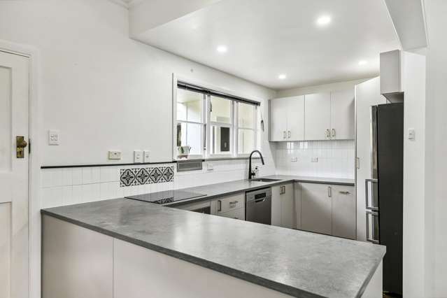 52 Totara Road Miramar_3