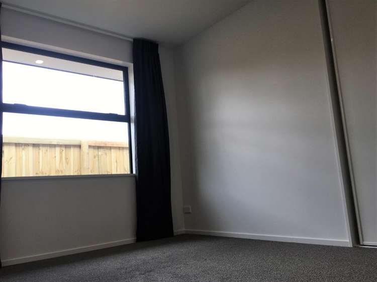 17 Tobollie Drive 11103_10