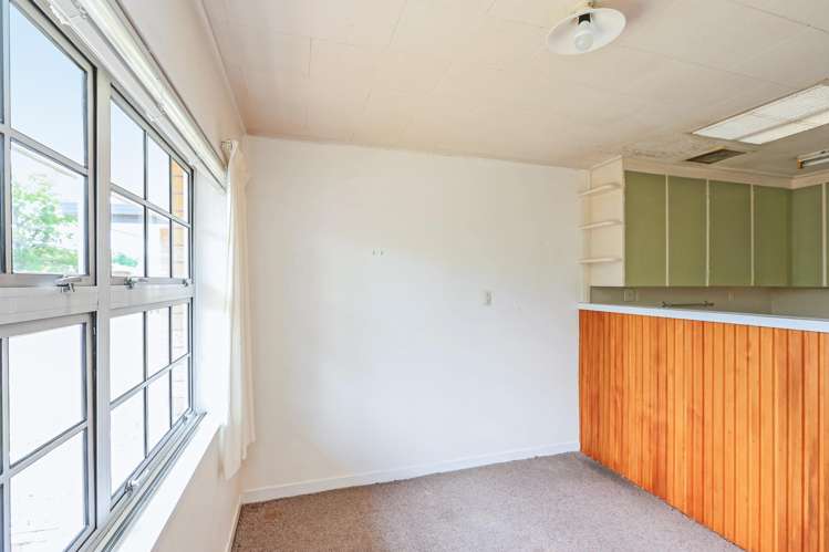 2/24 Middle Road Havelock North_5