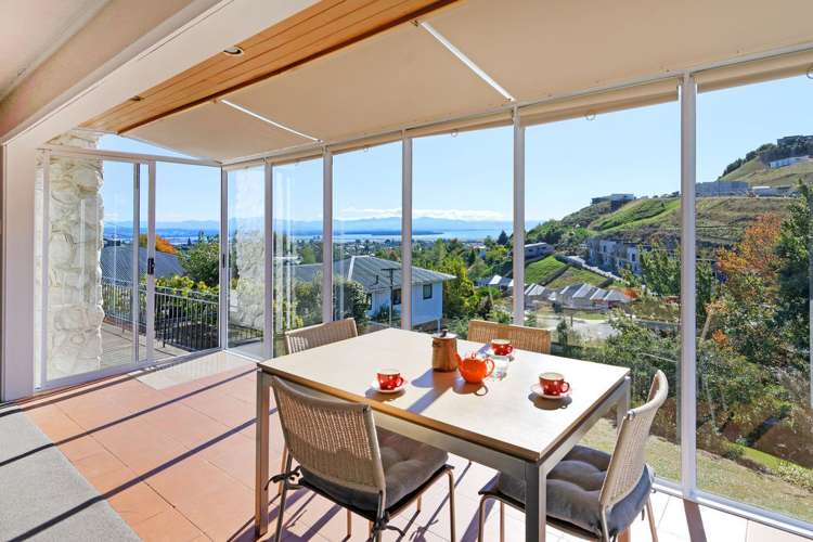 71 The Ridgeway Stoke_0