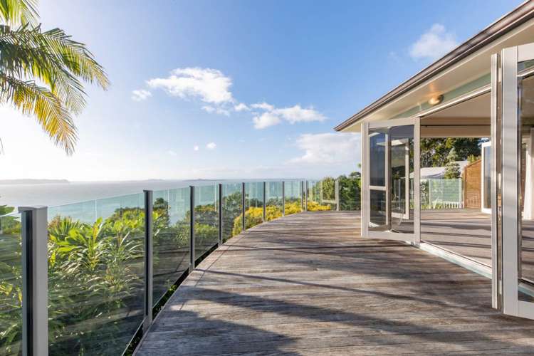 30 Arama Avenue Titirangi_4