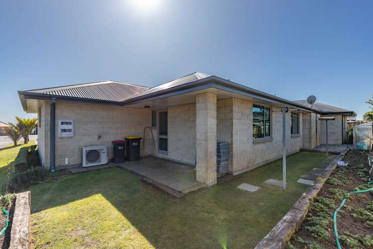 31 Karoro Place Karoro_19