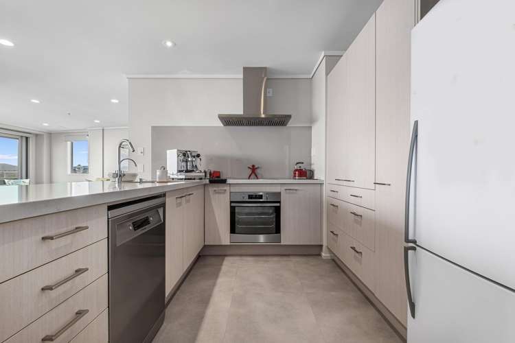 706/72 Devonport Road_14