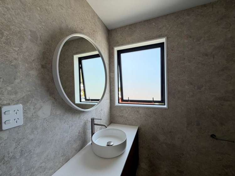 3/32 Corunna Road Milford_9