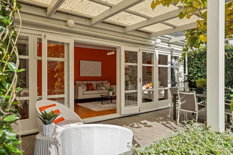 76 Mount Smart Road Onehunga_1