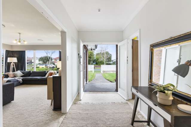 58 Yeovil Road Te Atatu Peninsula_2