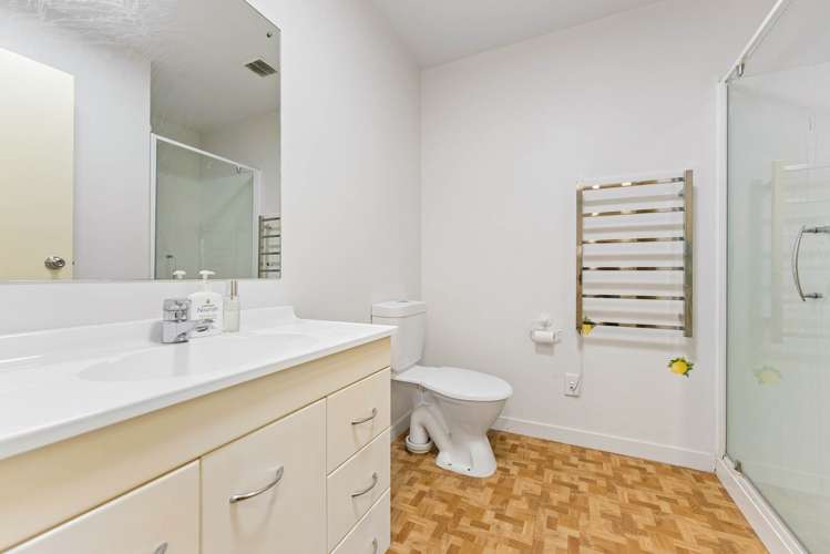 16/241 Hinemoa Street Birkenhead_11