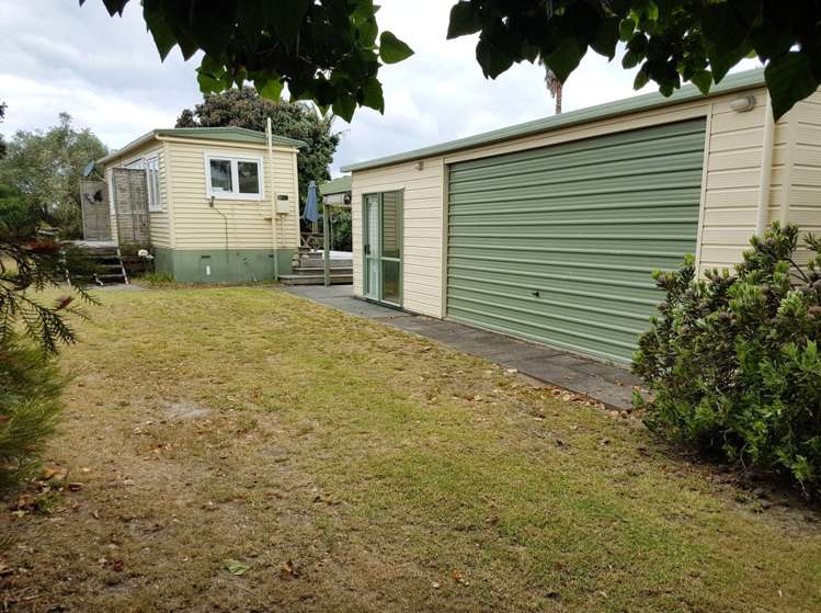 29 Slako Crescent Ruakaka_12
