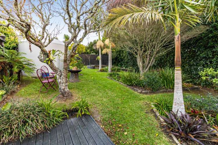 53 Okura River Road Okura_22