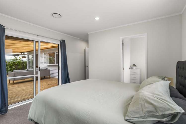 24 Glengarry Road Glen Eden_16