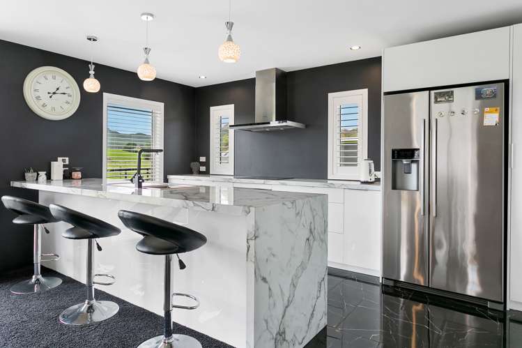 341 White Road Broadlands_10