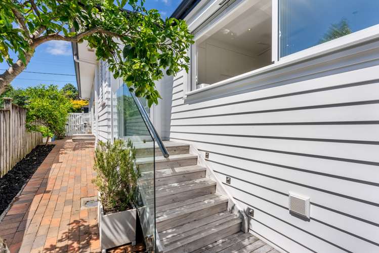 9 Penzance Road Mairangi Bay_14