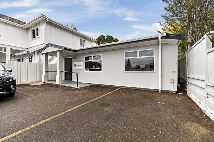 57 Vivian Street New Plymouth Central_14