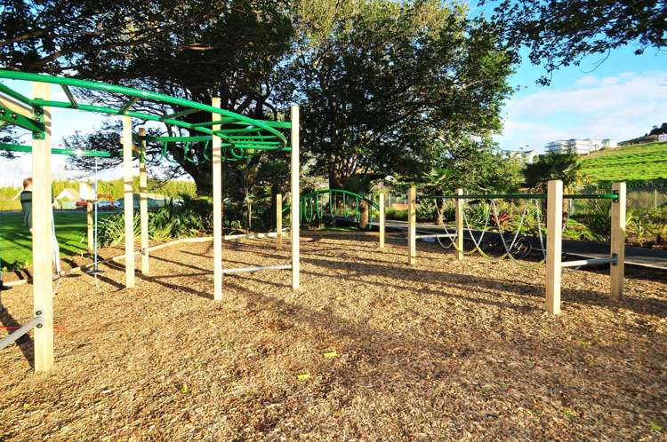 36 Parkside Drive Orewa_23