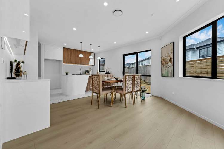 32 Tannaghmore Drive Flat Bush_9