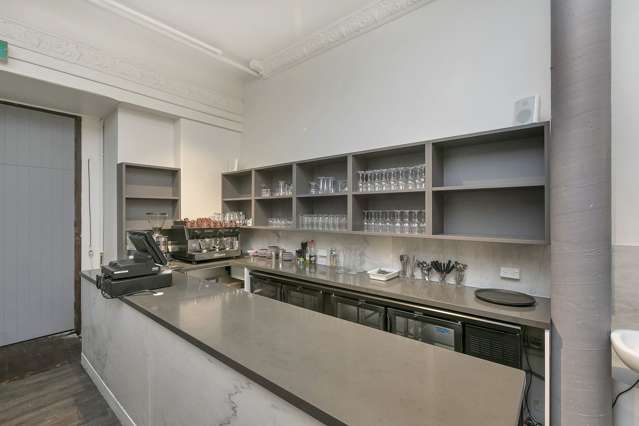 R3/39 - 41 Elliott Street Auckland Central_3