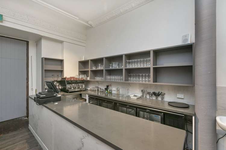 R3/39 - 41 Elliott Street Auckland Central_3