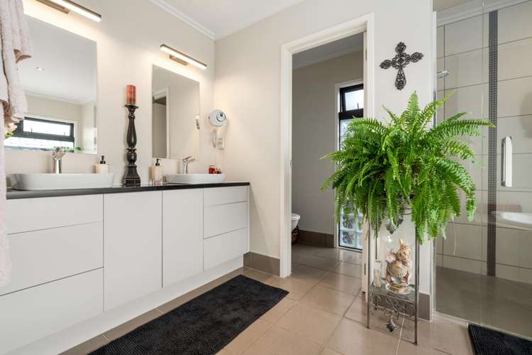 196 Hollister Lane Ohauiti_16