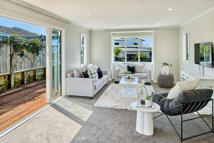 89 Downing Street Crofton Downs_10