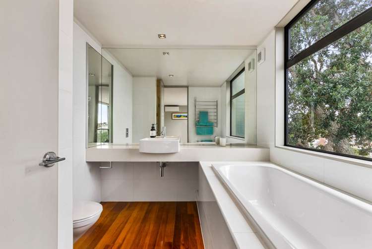 4 Ronaki Road Mission Bay_21
