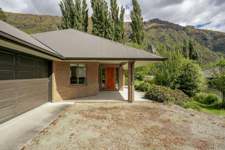 9 Hector Close Kingston_32