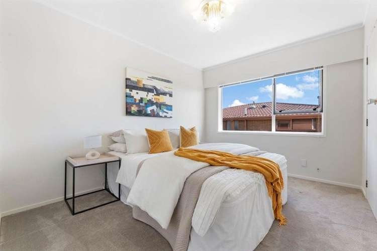 84 Gossamer Drive Pakuranga Heights_14