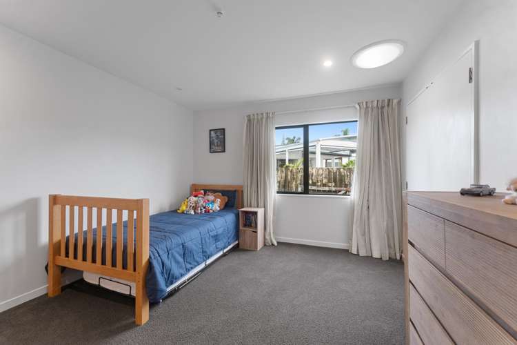 2/8 Phillip Parade Forrest Hill_9