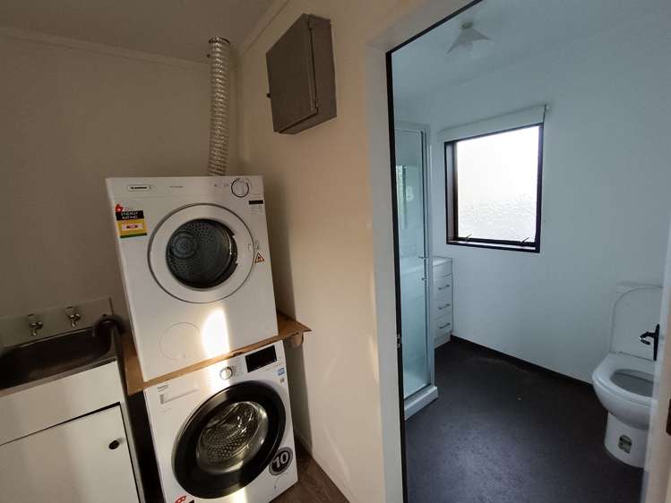 2/615 Evans Bay Parade Kilbirnie_6