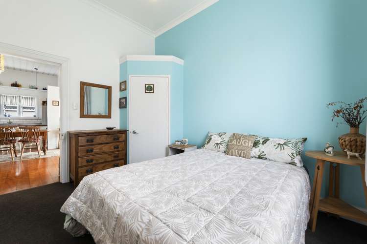 132 Tukapa Street Westown_13