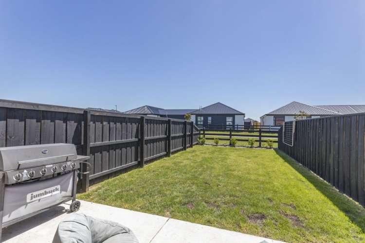 7 McCahon Lane Rolleston_15