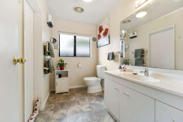 1/33 Newington Road Henderson_8