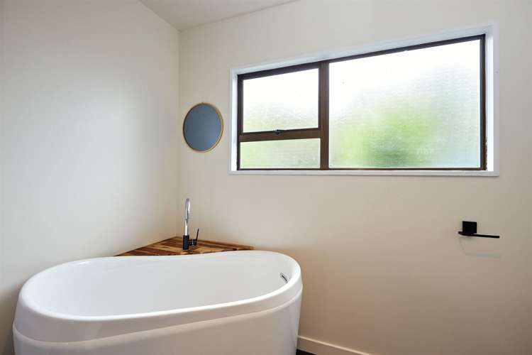 143 South Bay Parade Kaikoura_27