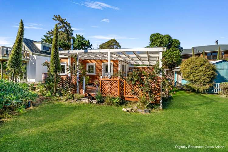 911 Harington Point Road_0