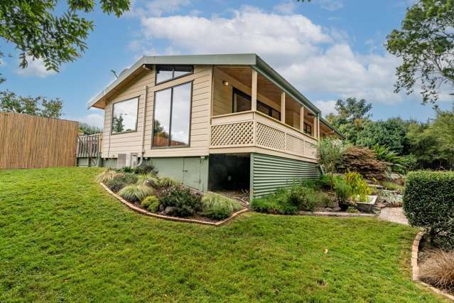 Escape to Cabin in the Woods.