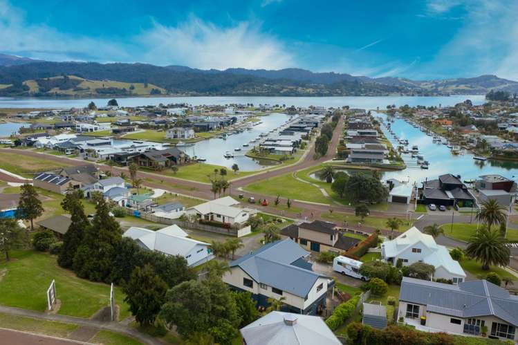 342 Waterways Parade Pauanui_36