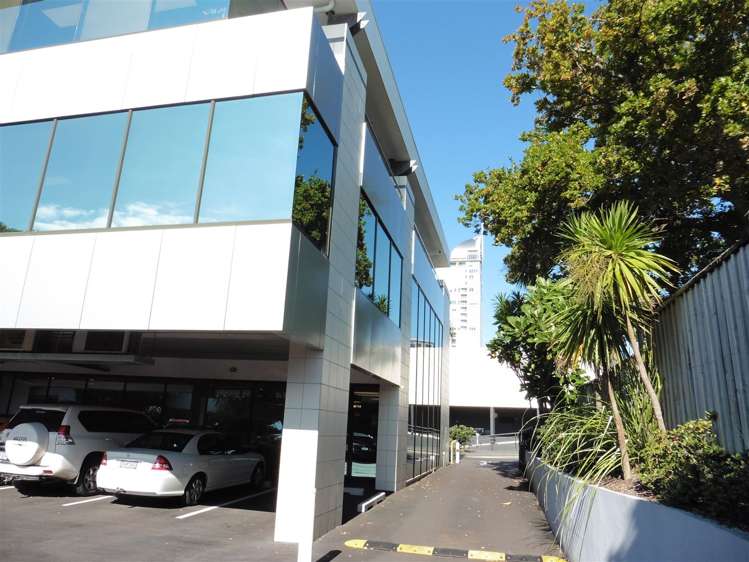 T GA-2/25 Anzac Street Takapuna_7