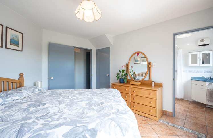 14 Calamaras St Enner Glynn_11