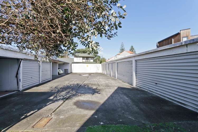 6/64 Milford Road Milford_15