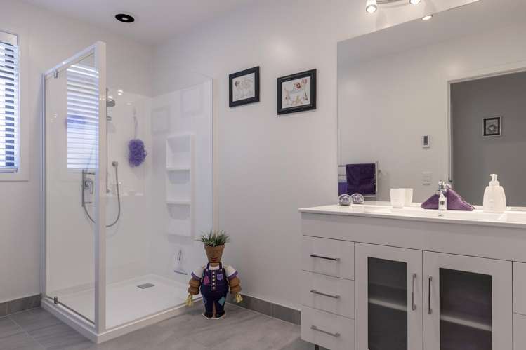 32 Huka Heights Drive Rangatira Park_24