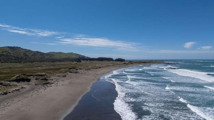 212 Flat Point Road_2