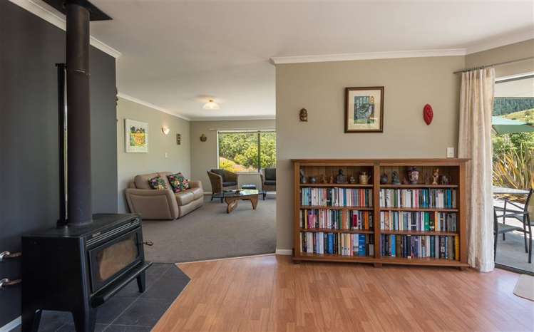 98 Mac'S Road Hira_10