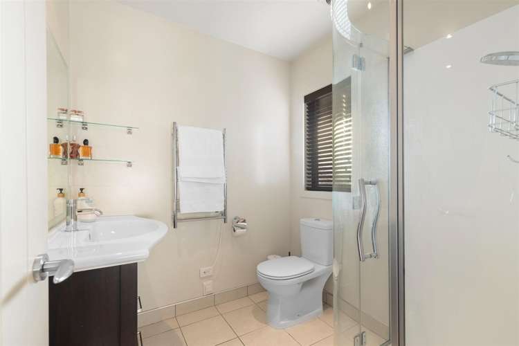 77 Oregon Drive Kelvin Heights_14