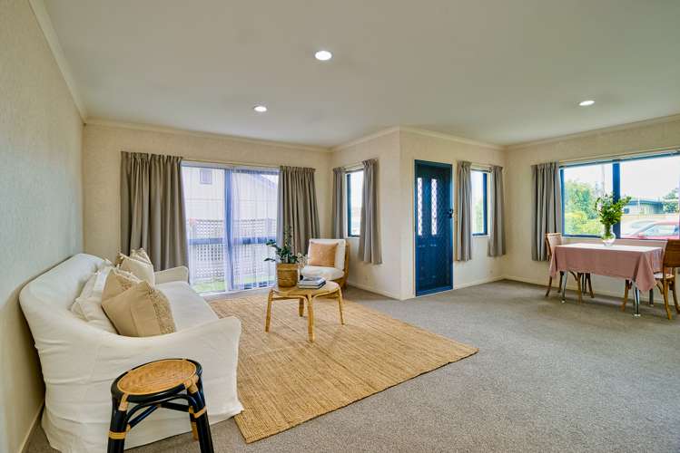 304 Southampton Street West Hastings_6