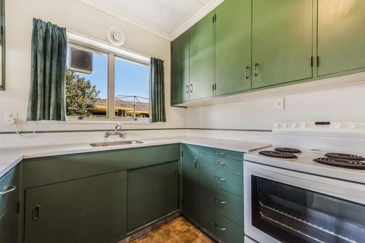 1/3 Louisson Avenue Stoke_6