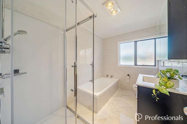 15 Kawatiri Grove Wainuiomata_10