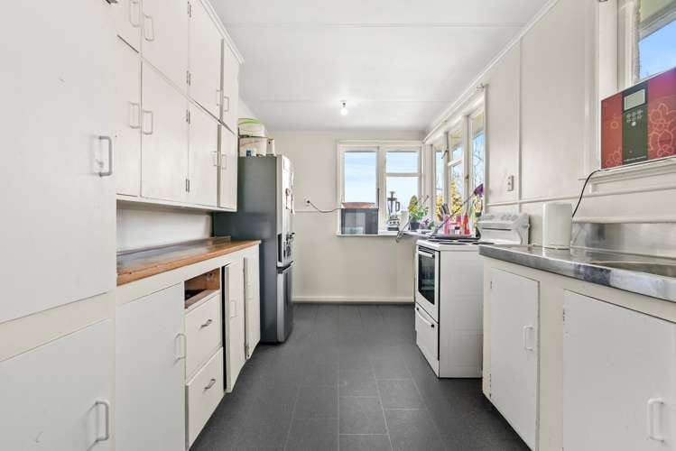 28 Kohekohe Crescent Meremere_4