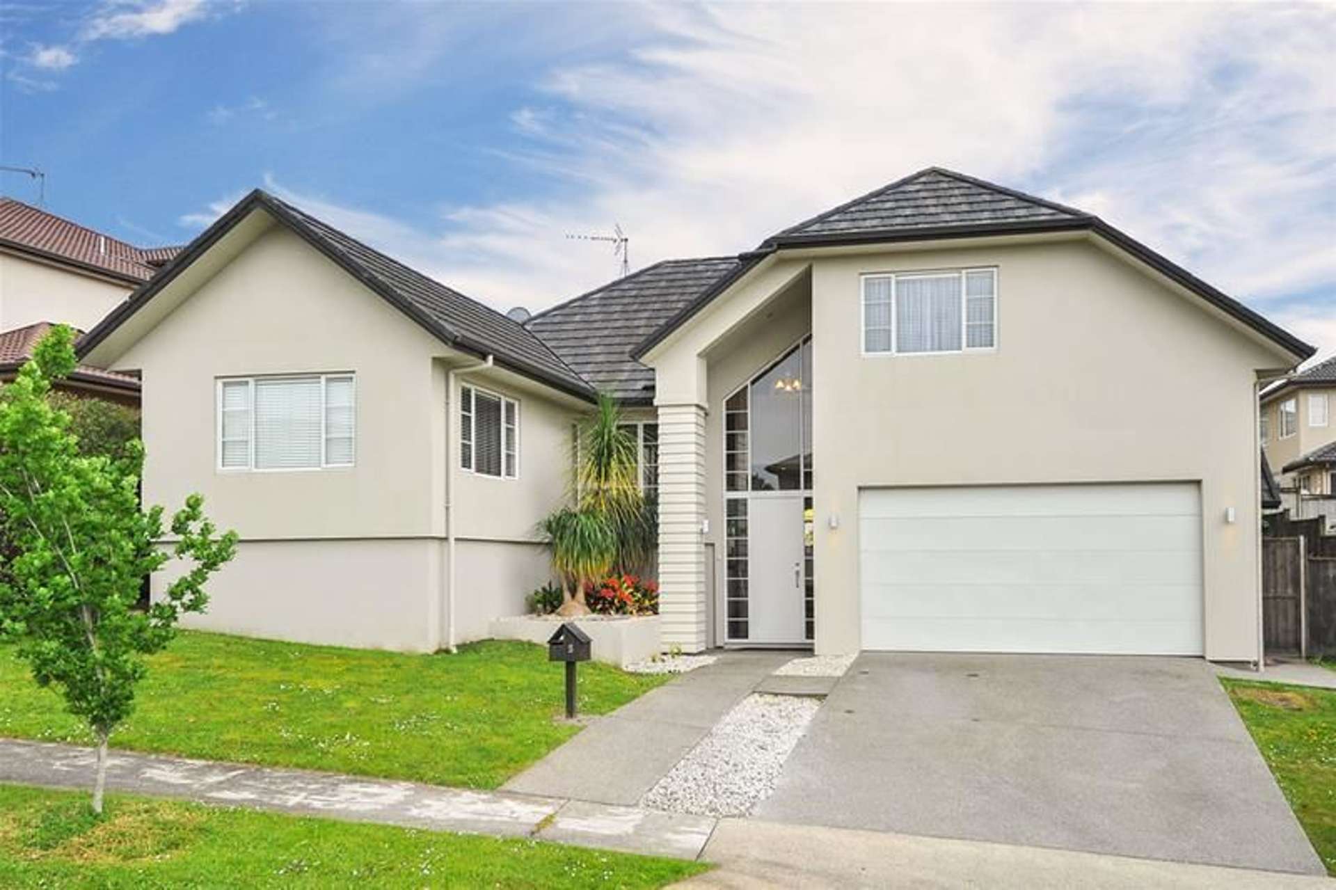 5 Chateau Rise Flat Bush_0