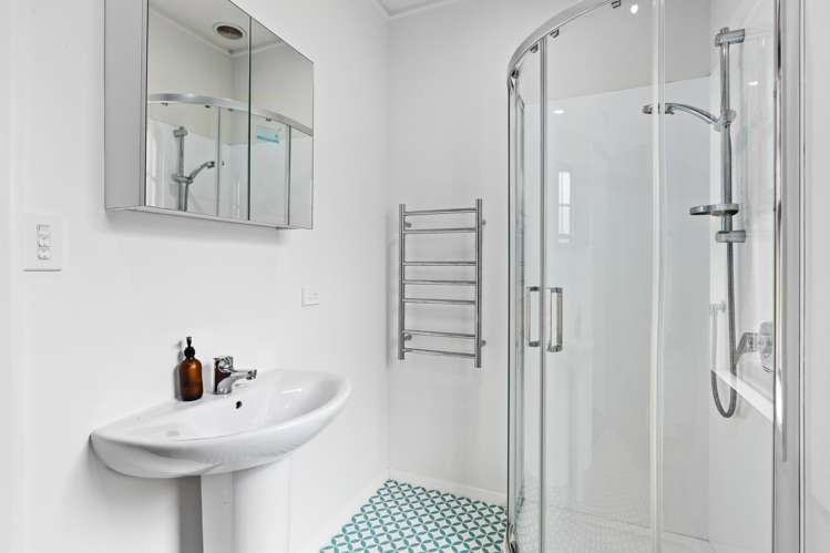 166 Rongotai Road Kilbirnie_12