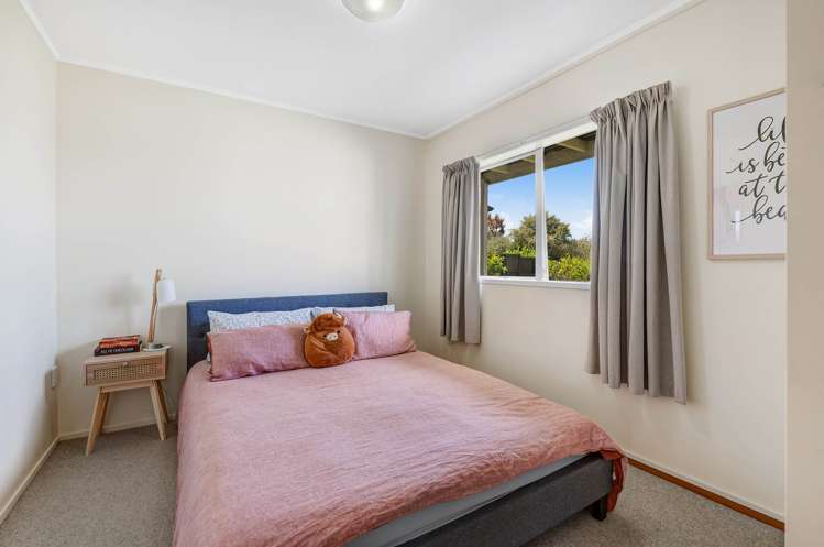 8 Kotuku Place Snells Beach_12